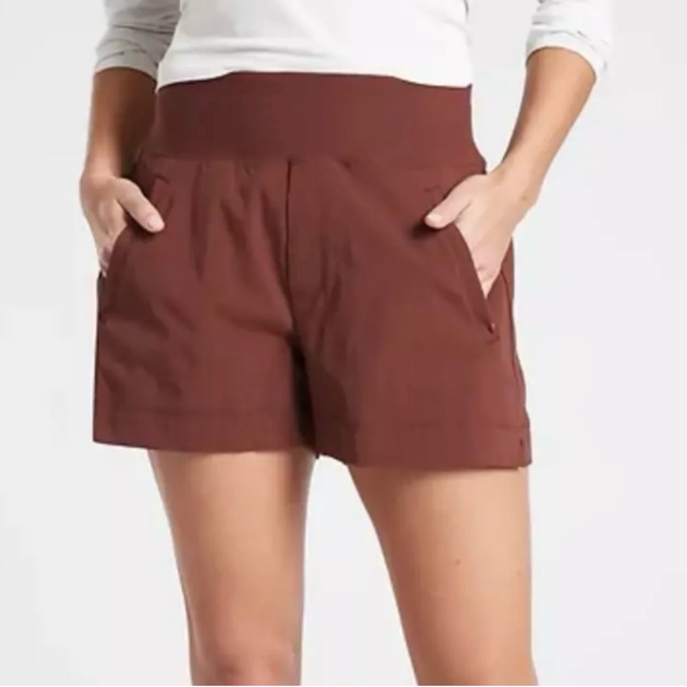 Athleta Trekkie North Shorts